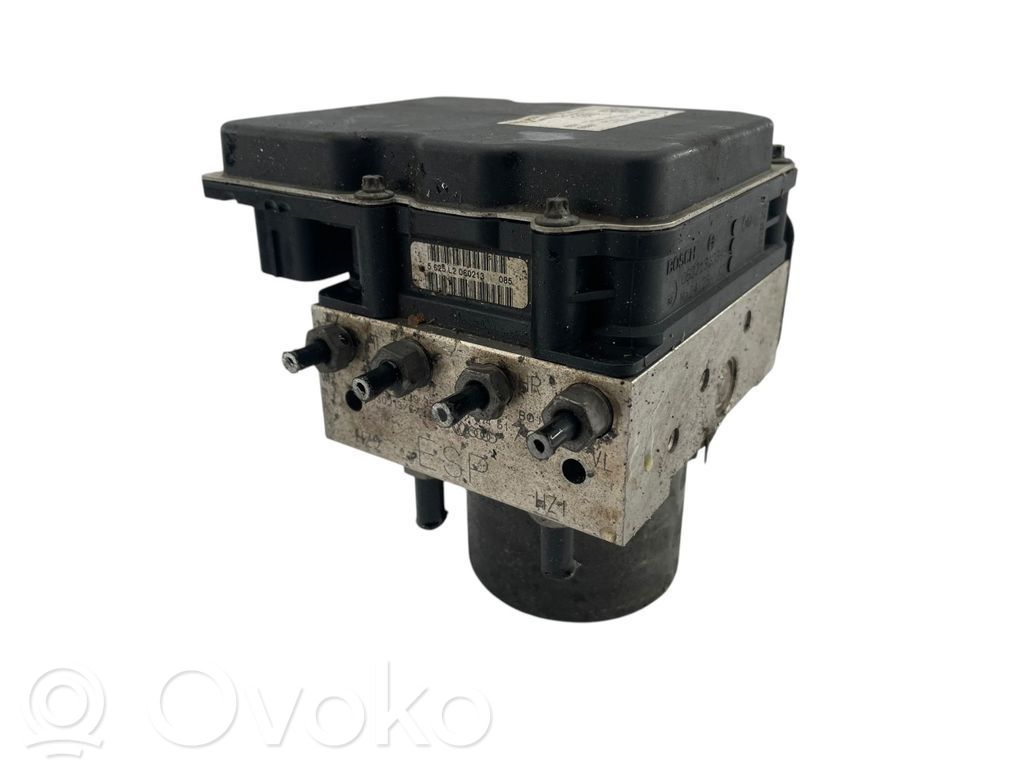 Audi A5 Sportback 8TA ABS Pump 