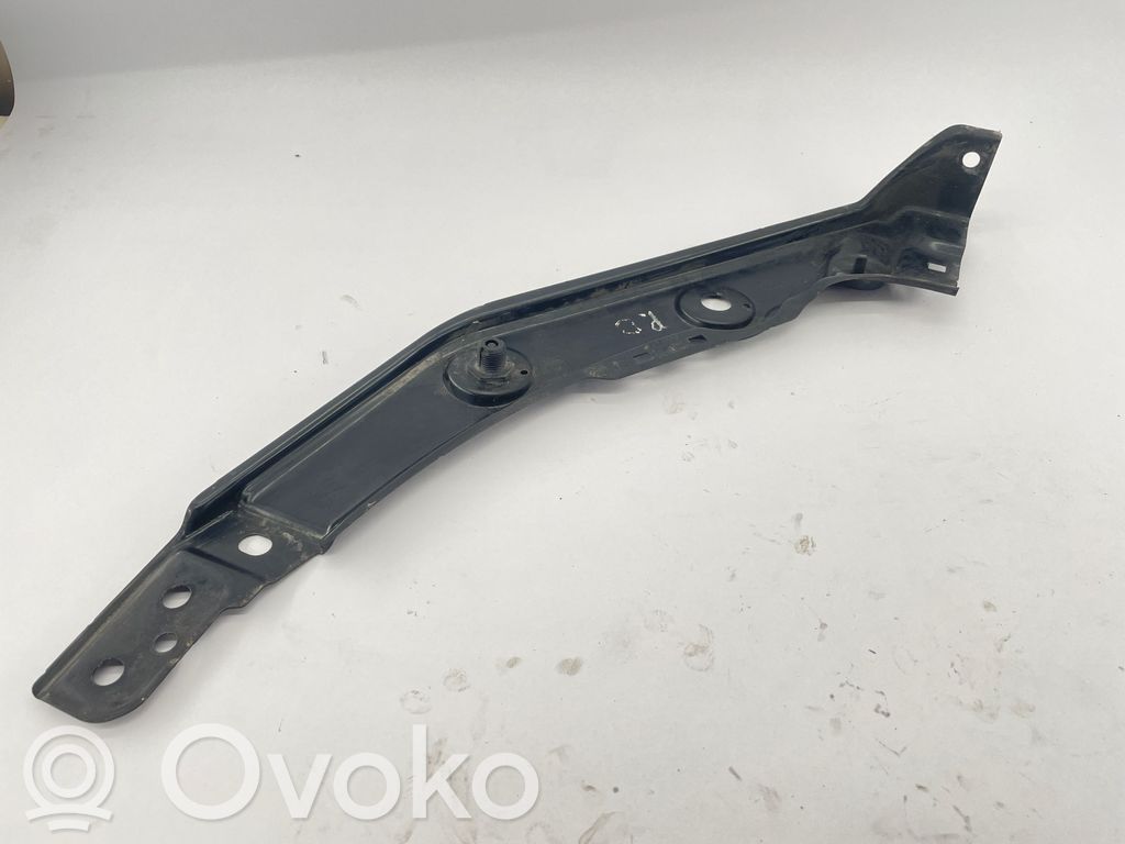 Seat Alhambra (Mk2) Staffa del pannello di supporto del radiatore 