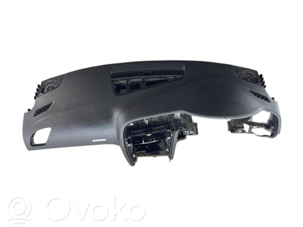 Panelė   8T2858041,8T2857069,8R0035399,8T295041D