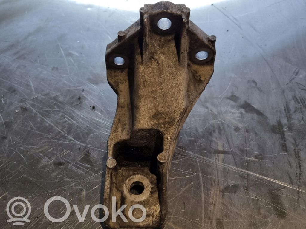 Land Rover Range Rover Sport L494 Engine mount vacuum valve 
