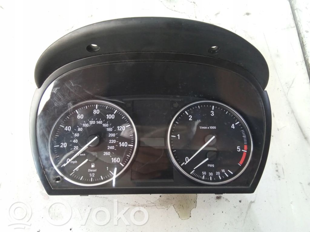 BMW 3 E90 E91 Spidometrs (instrumentu panelī) 