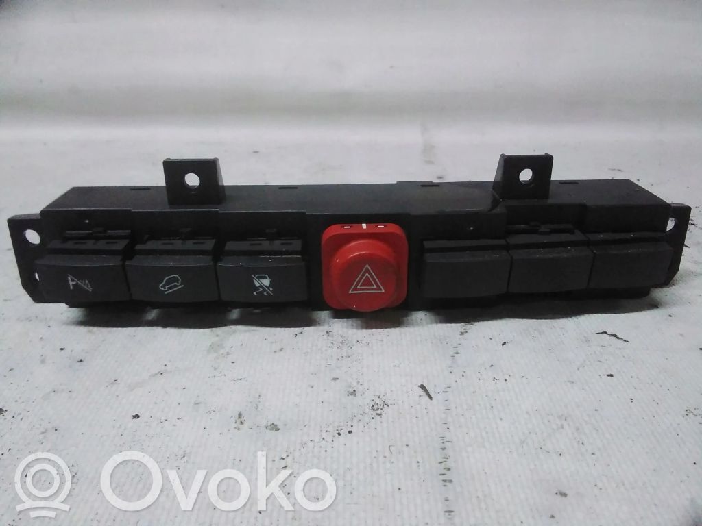 Opel Antara Hazard light switch 