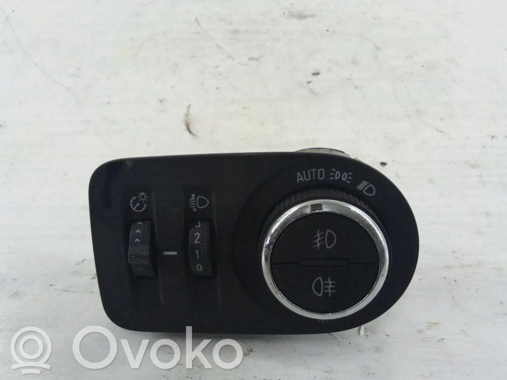 Opel Crossland X Interruptor de luz 