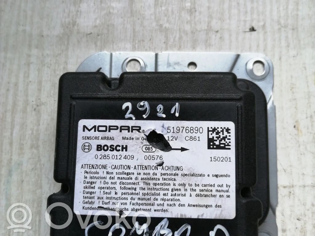 Opel Combo D Airbag control unit/module 
