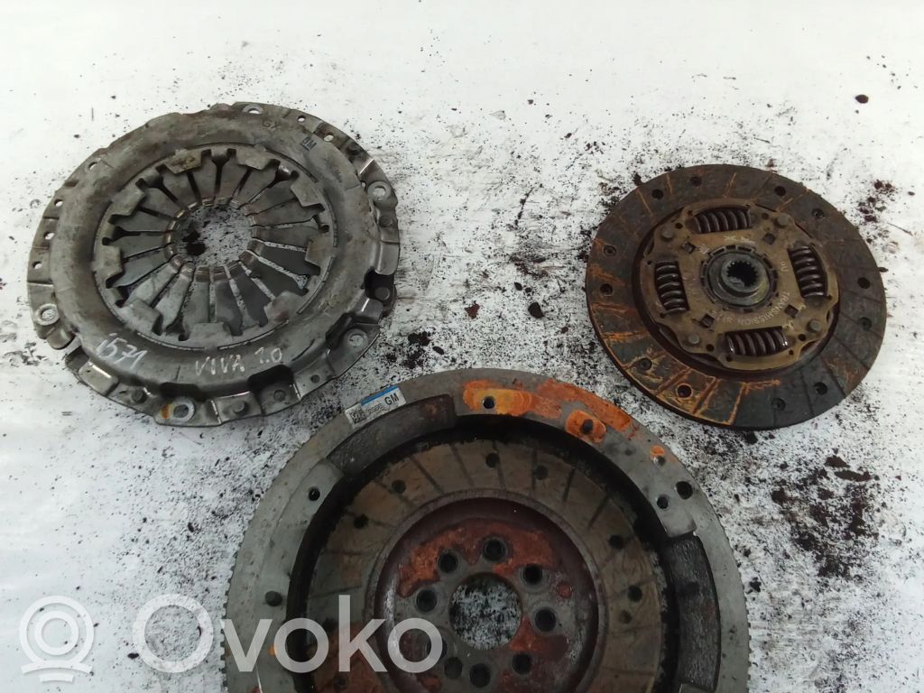 Opel Karl Sankabos komplektas 