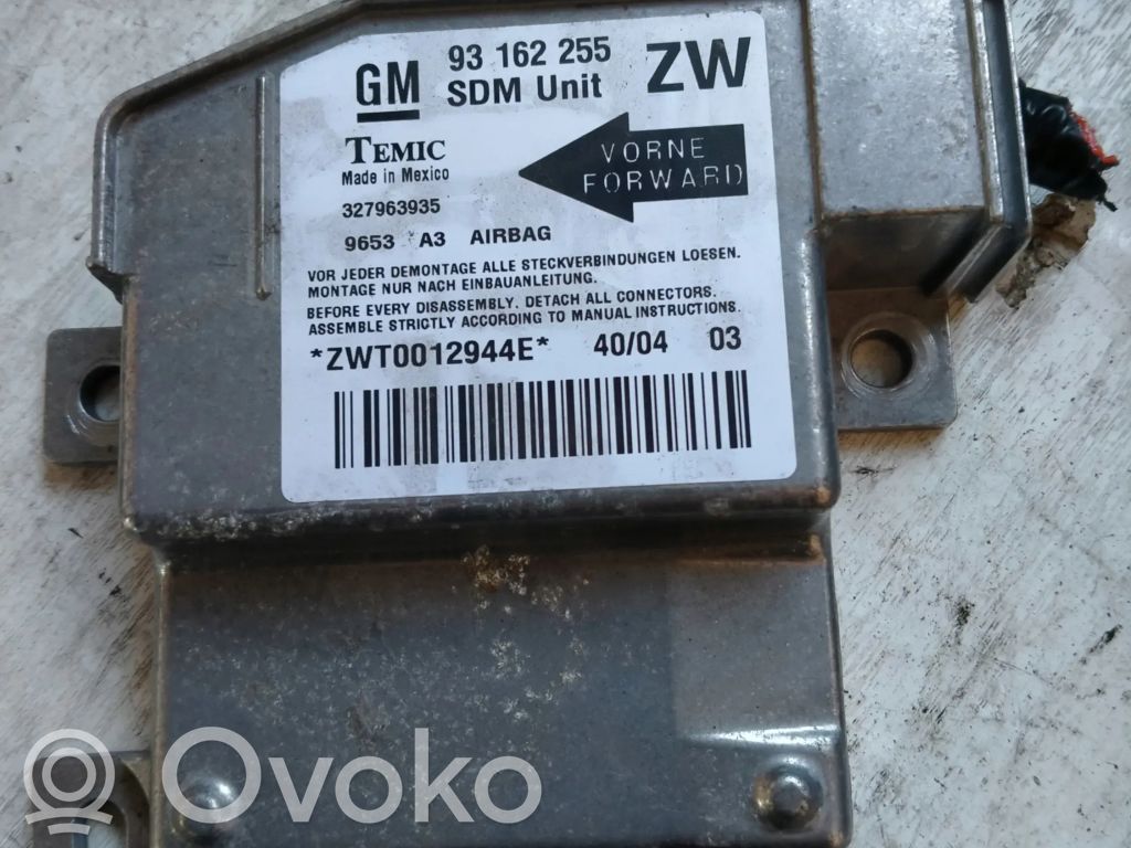 Opel Meriva A Airbag control unit/module 