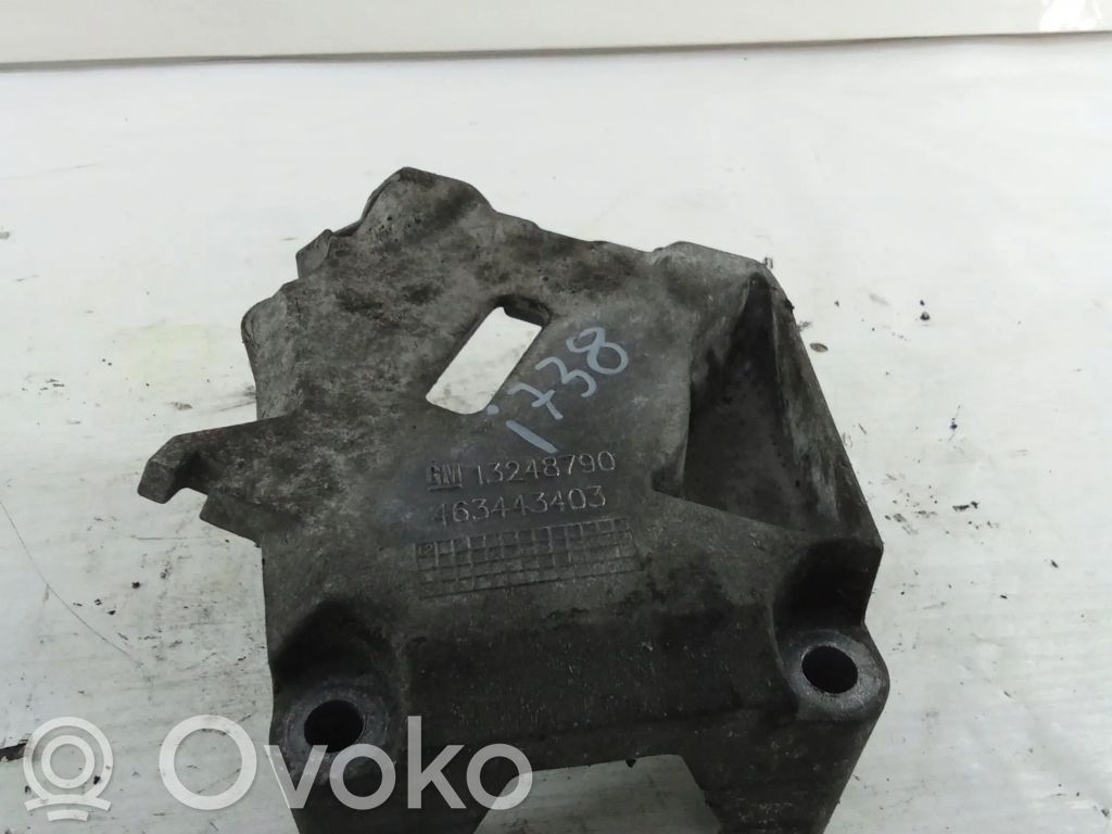 Opel Corsa D Engine mounting bracket 
