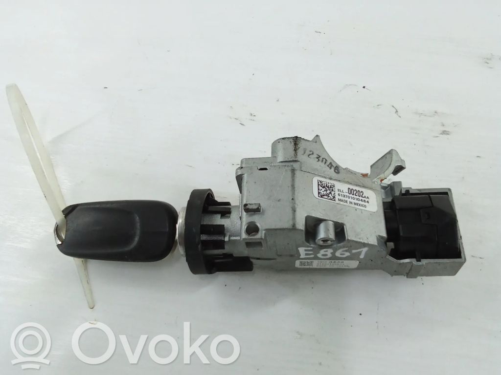 Opel Astra J Ohjauspyörän lukitus 