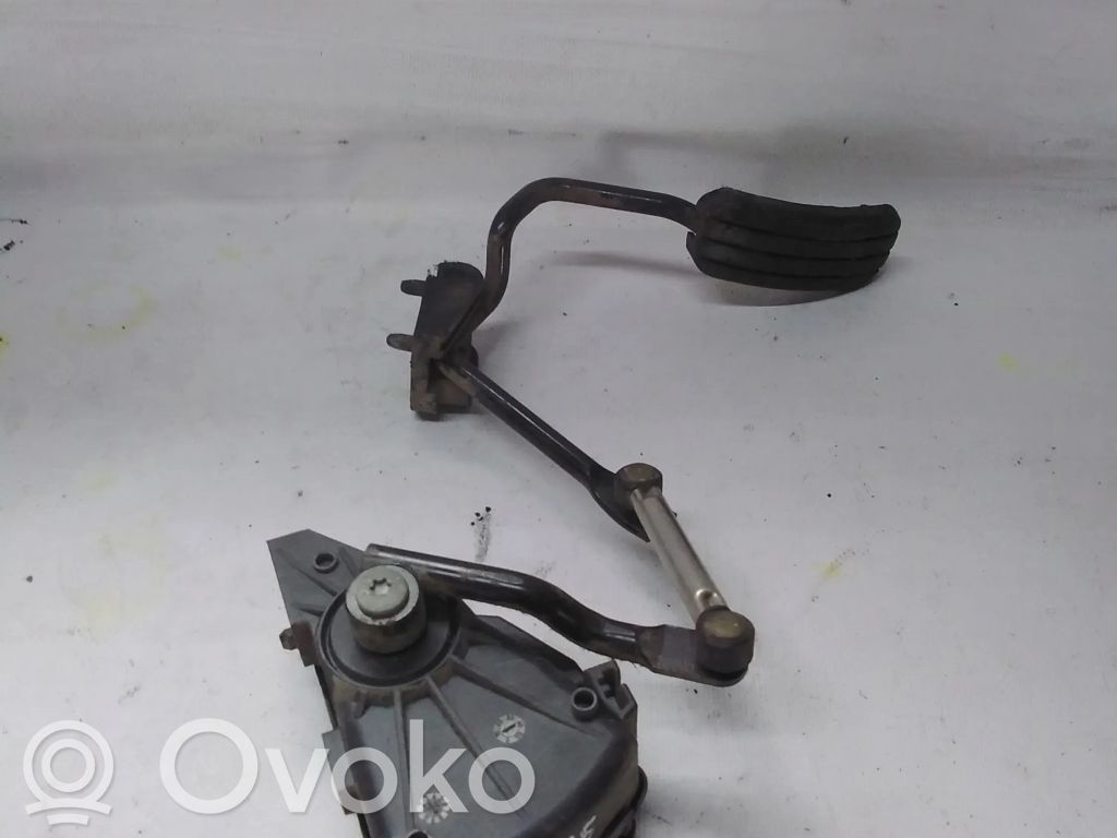 Opel Corsa D Pedal del acelerador 