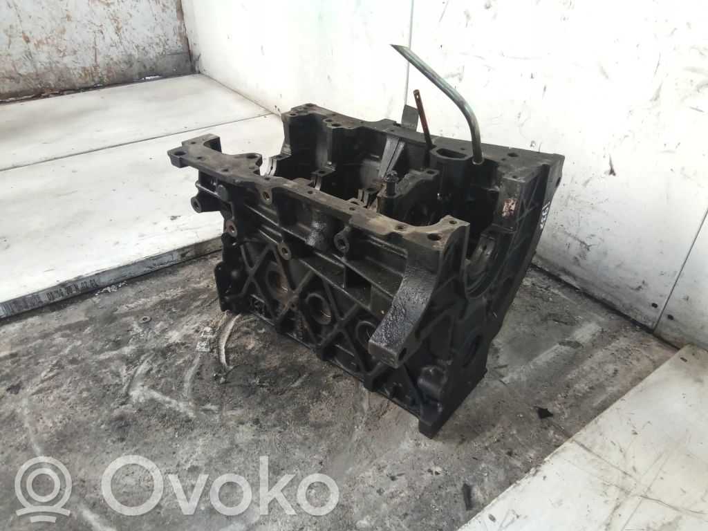 Opel Vivaro Bloque de motor 