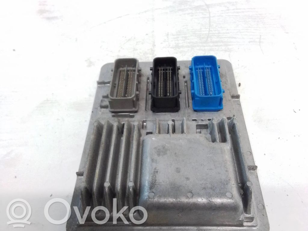 Opel Insignia B Engine control unit/module 