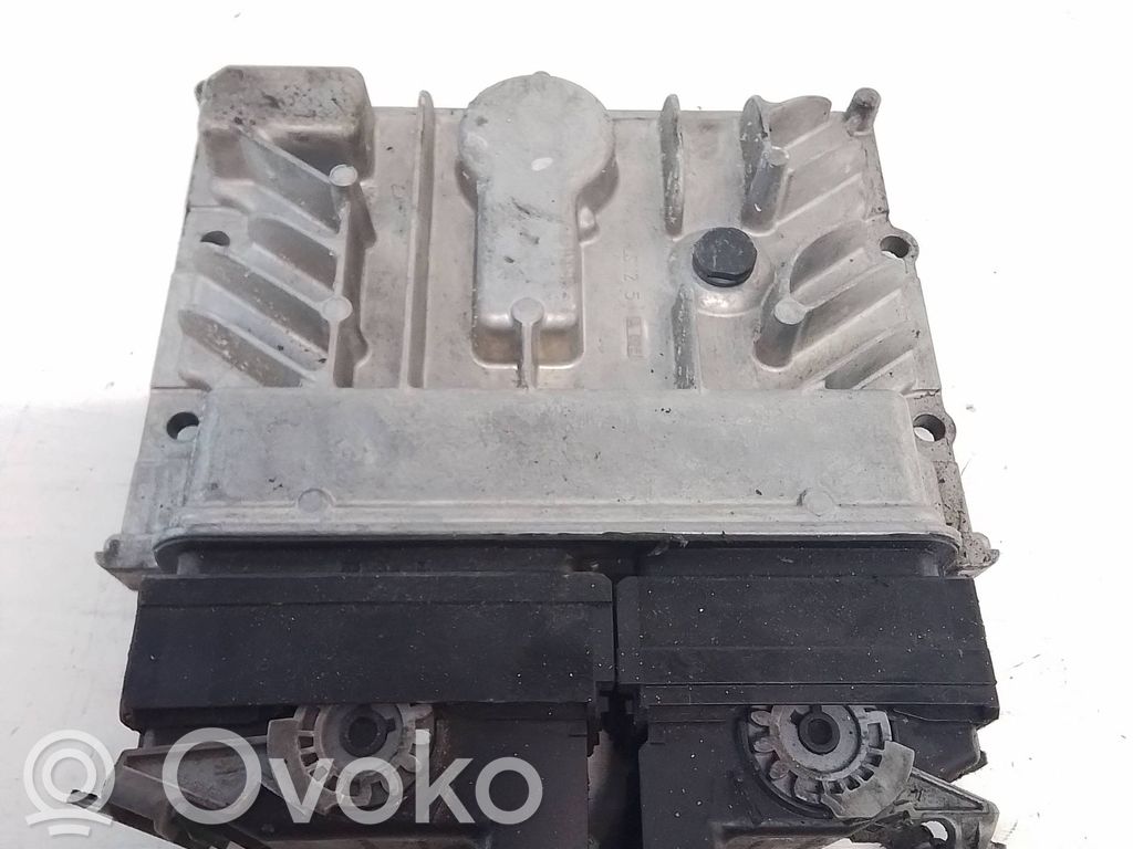 Opel Astra J Engine control unit/module 