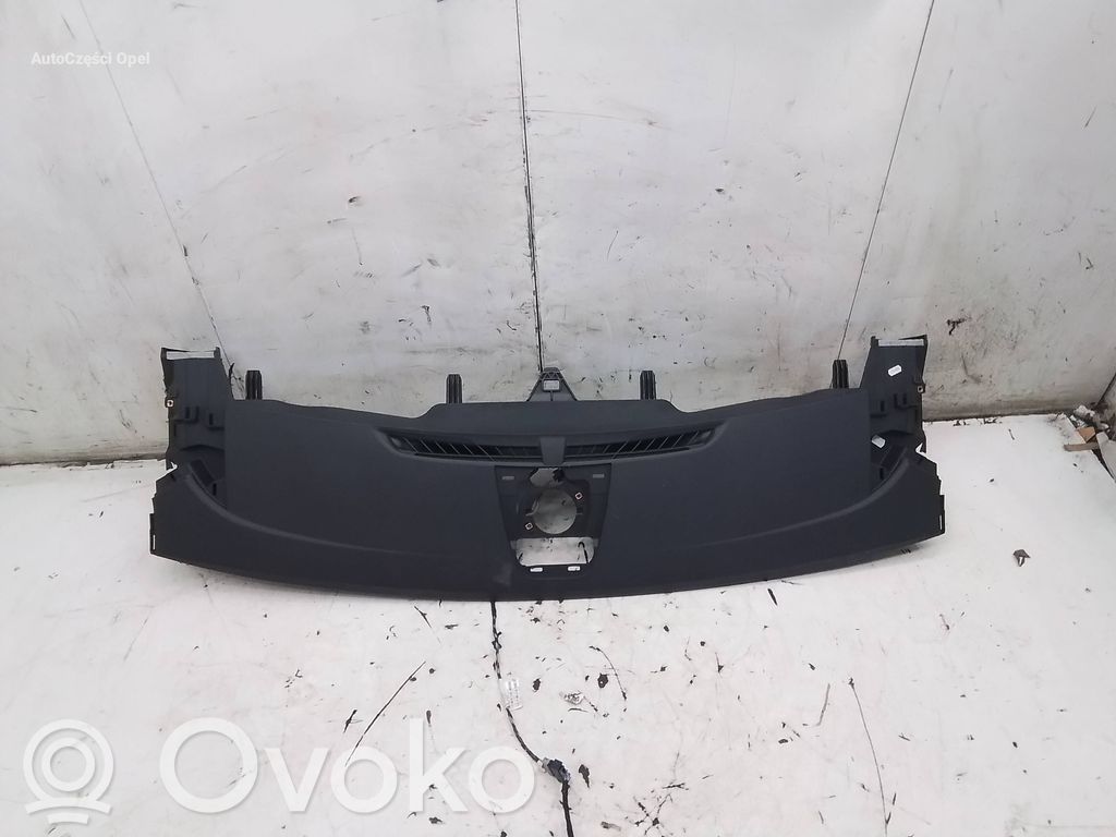 Opel Zafira C Kita panelės detalė 