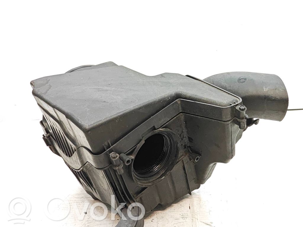 Air filter box   AV619600BF,13110314,70546473