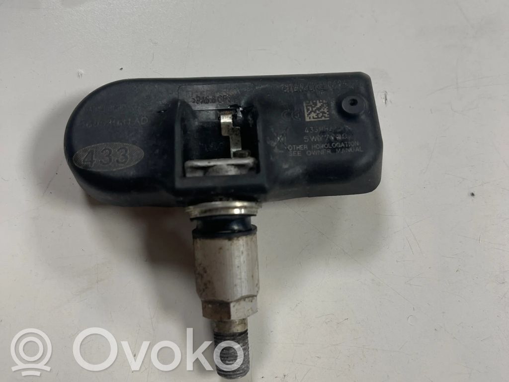 Chrysler Town & Country V Tire pressure sensor 