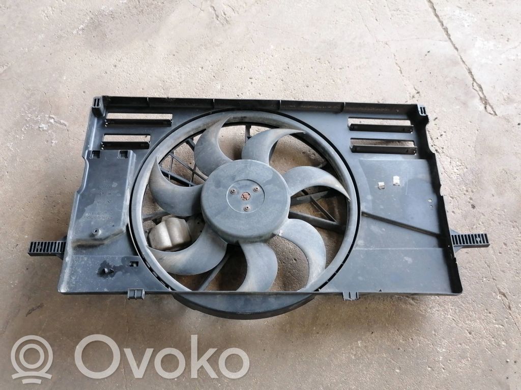 Volvo V50 Elektrinis radiatorių ventiliatorius 