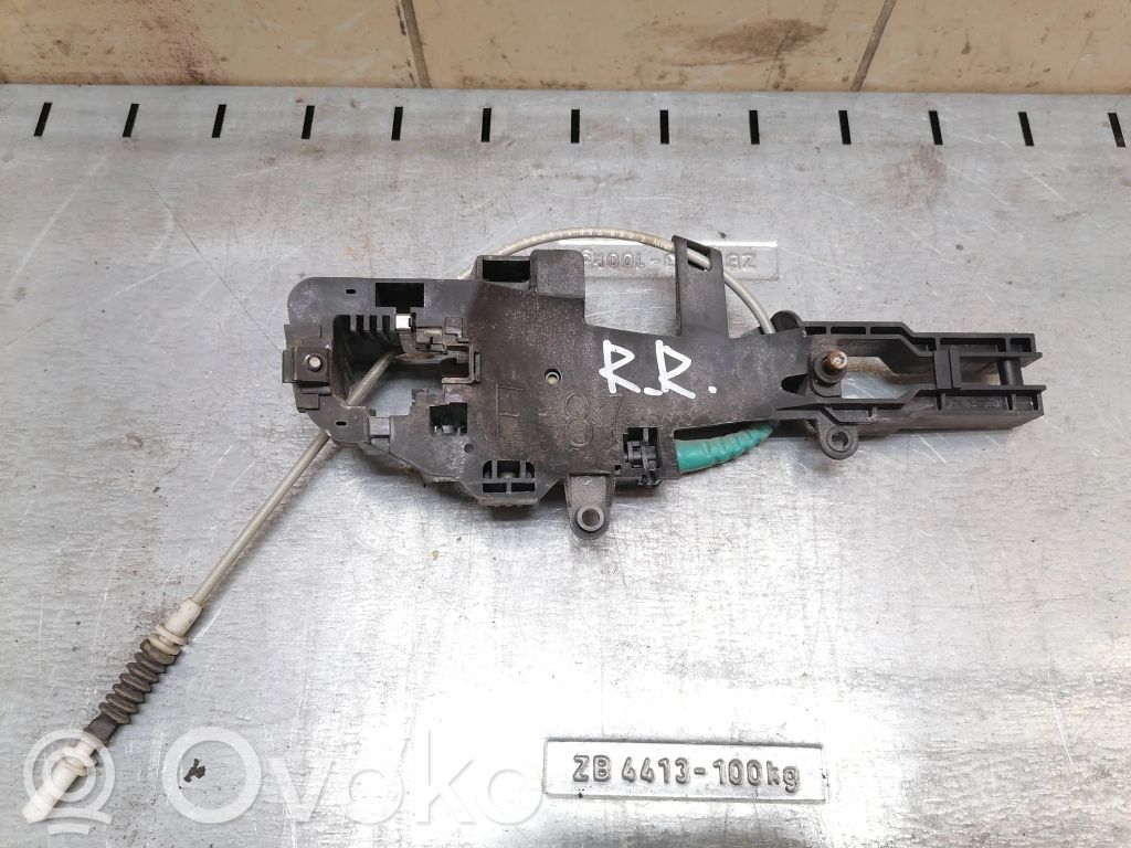 BMW 1 E81 E87 Takaoven ulkokahvan kehys 