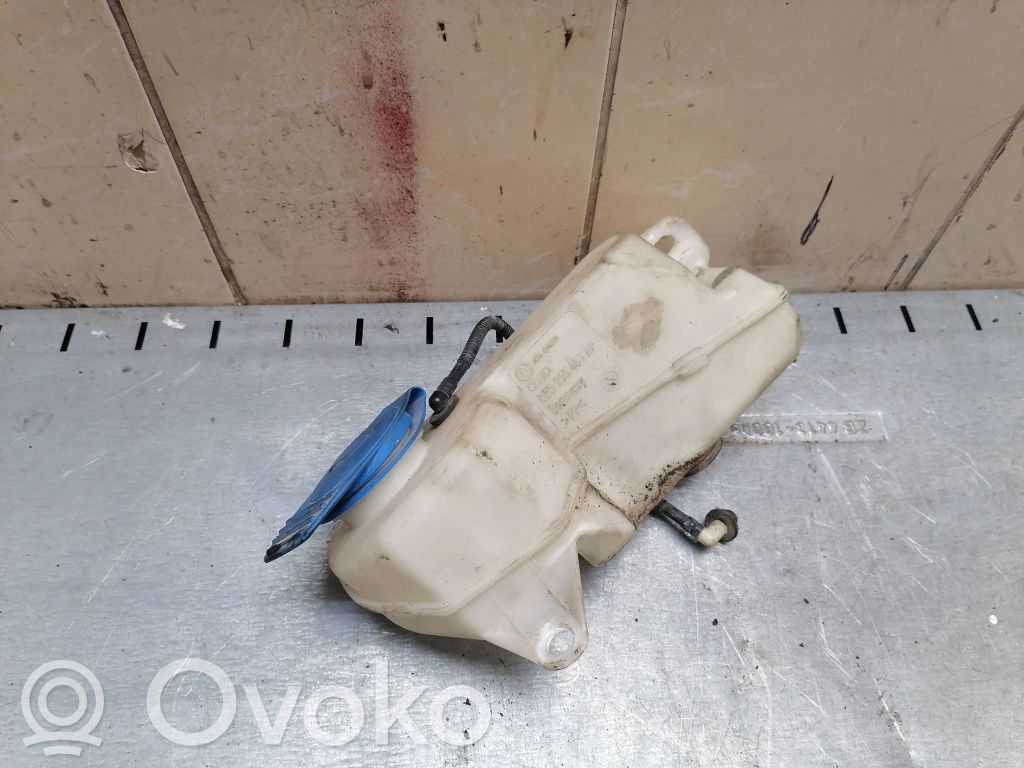 Audi A4 S4 B7 8E 8H Zbiornik płynu do spryskiwaczy szyby przedniej / czołowej 