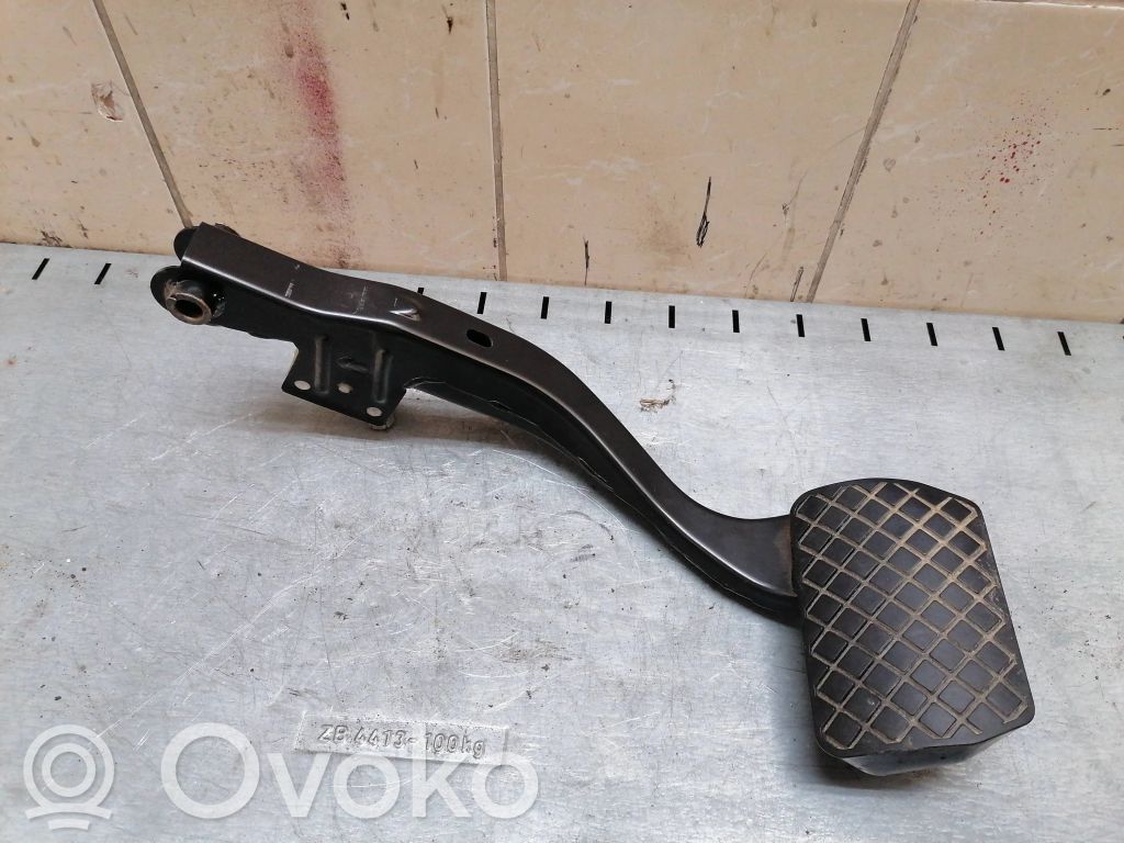 Audi A4 S4 B7 8E 8H Pédale de frein 