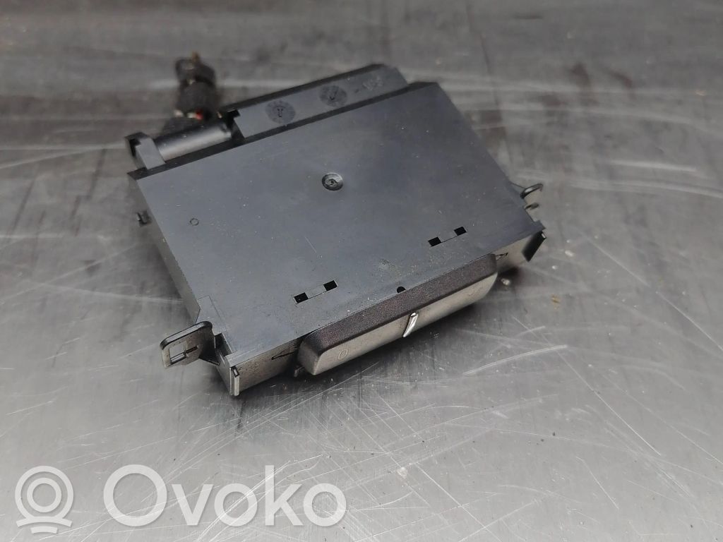 Volkswagen Phaeton Air circulation switch 