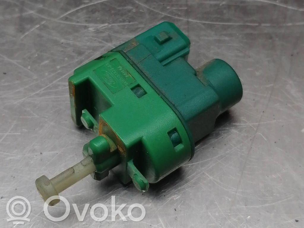 Jaguar X-Type Brake pedal sensor switch 