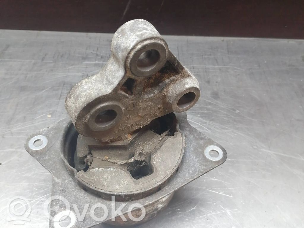 Saab 9-3 Ver2 Engine mount bracket 