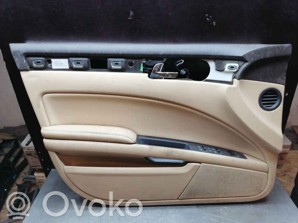 Volkswagen Phaeton Revestimiento de puerta delantera 