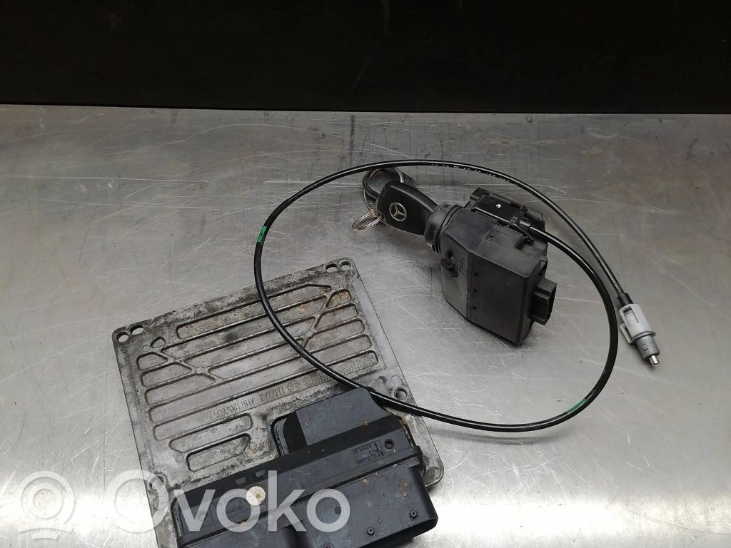 Mercedes-Benz CLK A209 C209 Engine ECU kit and lock set 
