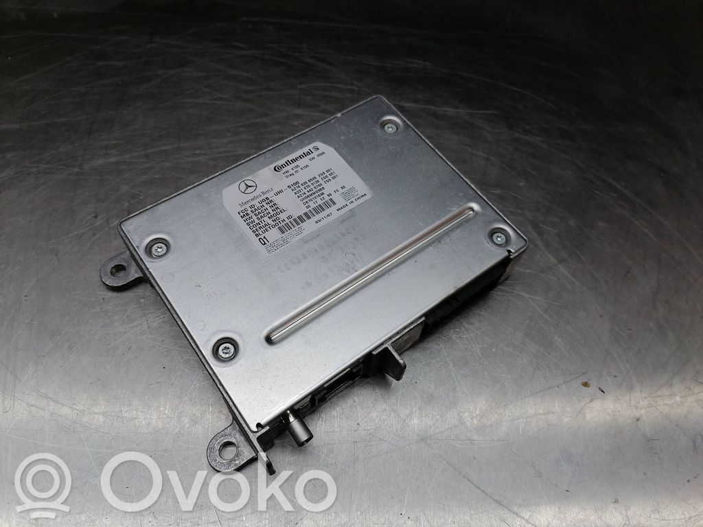 Mercedes-Benz S W221 Bluetooth control unit module 