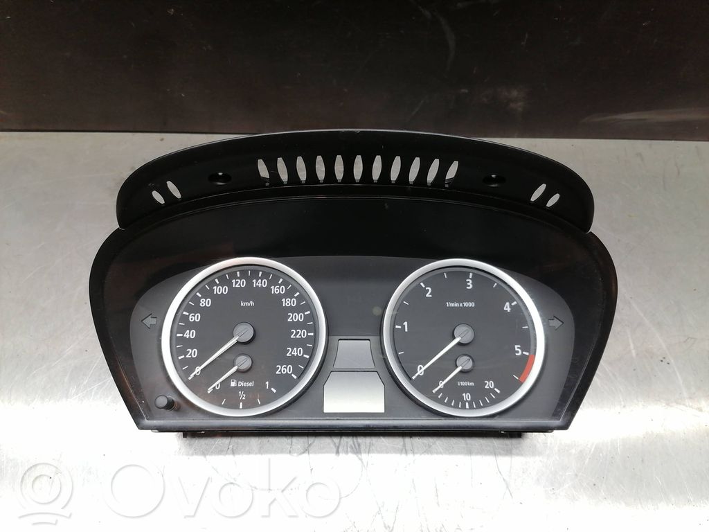 BMW 5 E60 E61 Speedometer (instrument cluster) 