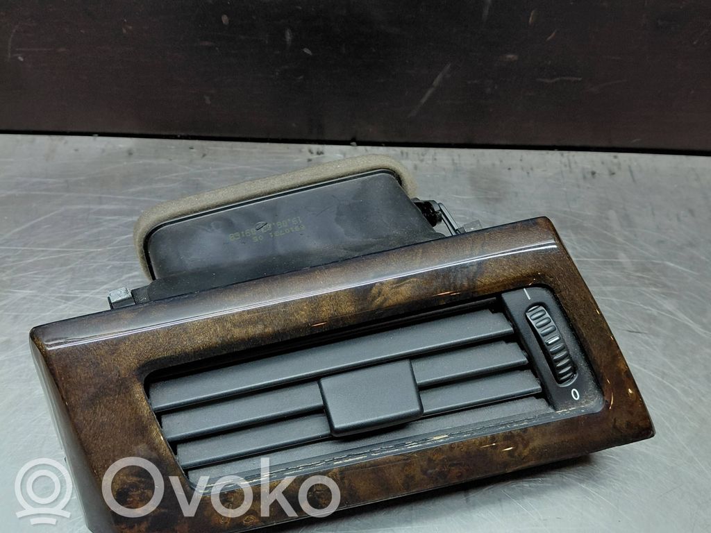 BMW 5 E60 E61 Šoninės oro grotelės 