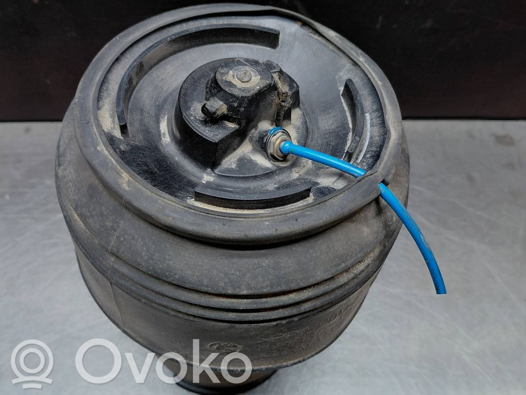 BMW 5 E60 E61 Aizmugurē gaisa spilvens 
