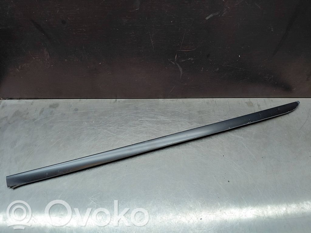 BMW 5 E60 E61 Windshield trim 