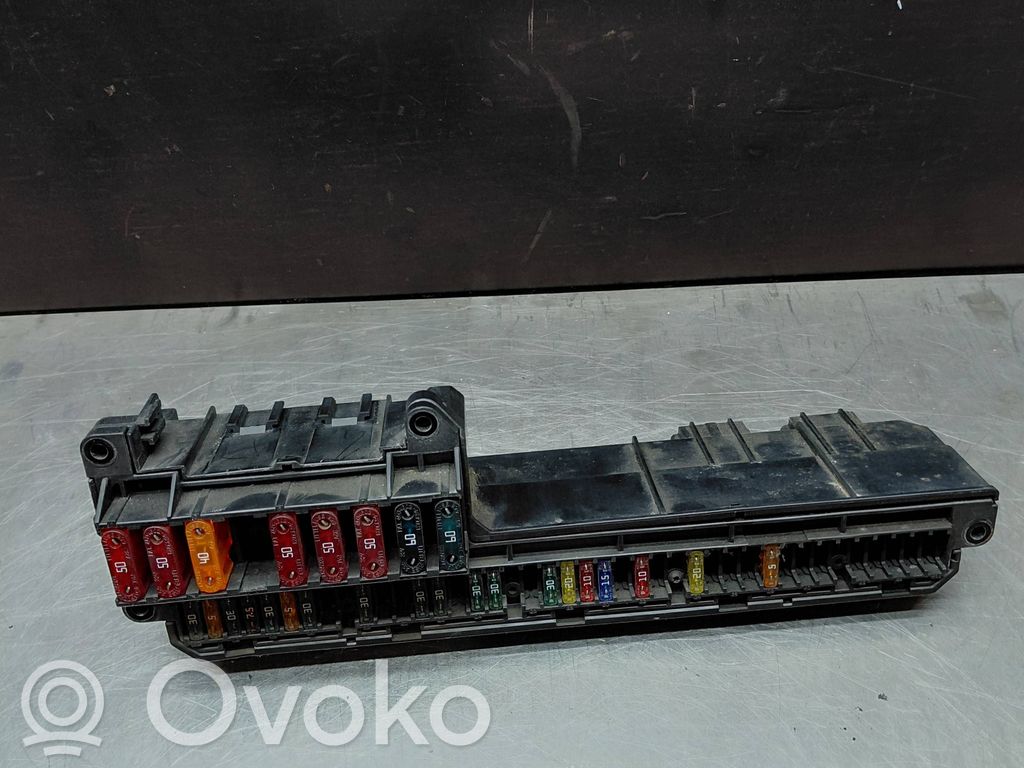 BMW 5 E60 E61 Fuse module 