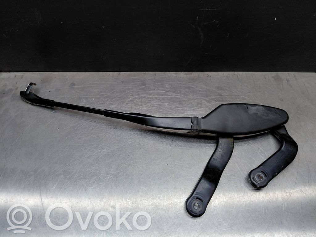 Ramię wycieraczki szyby przedniej / czołowej   A2118201244