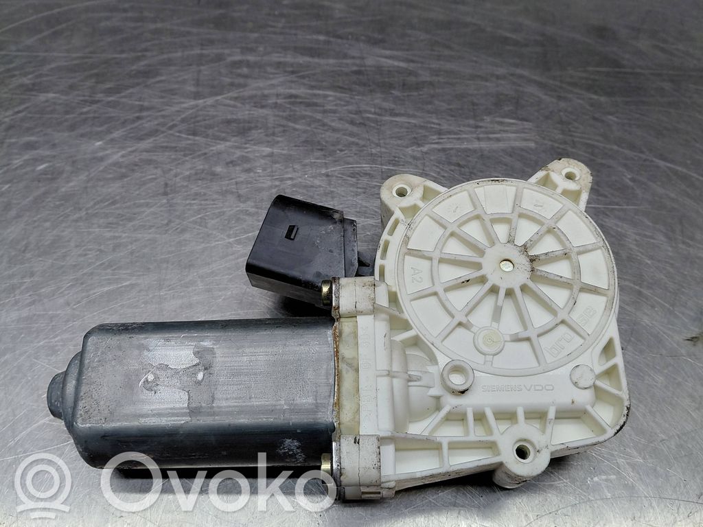 BMW 5 E60 E61 Rear door window regulator motor 