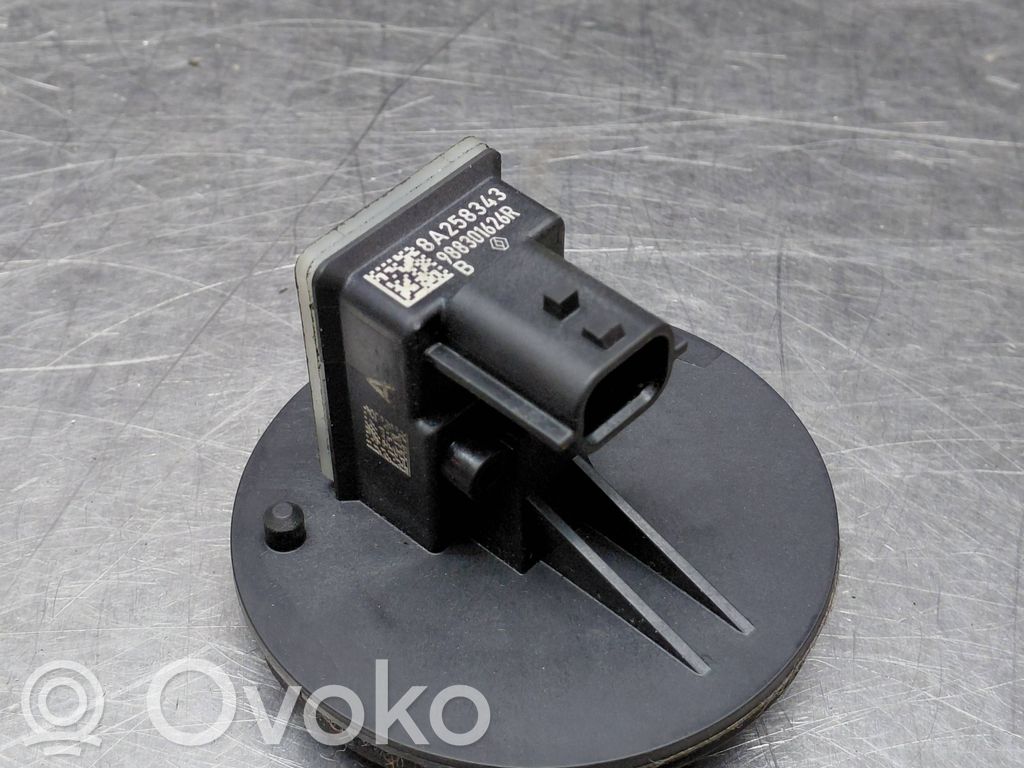 Renault Megane IV Airbag deployment crash/impact sensor 