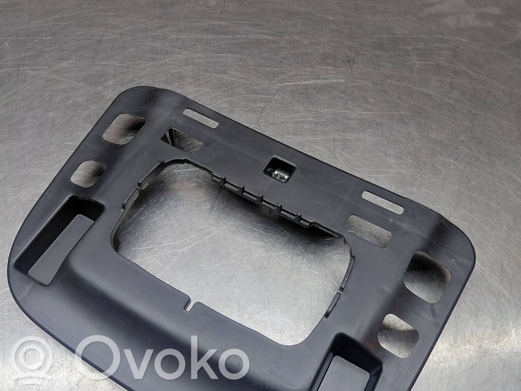 Panel oświetlenia wnętrza kabiny   739821291R