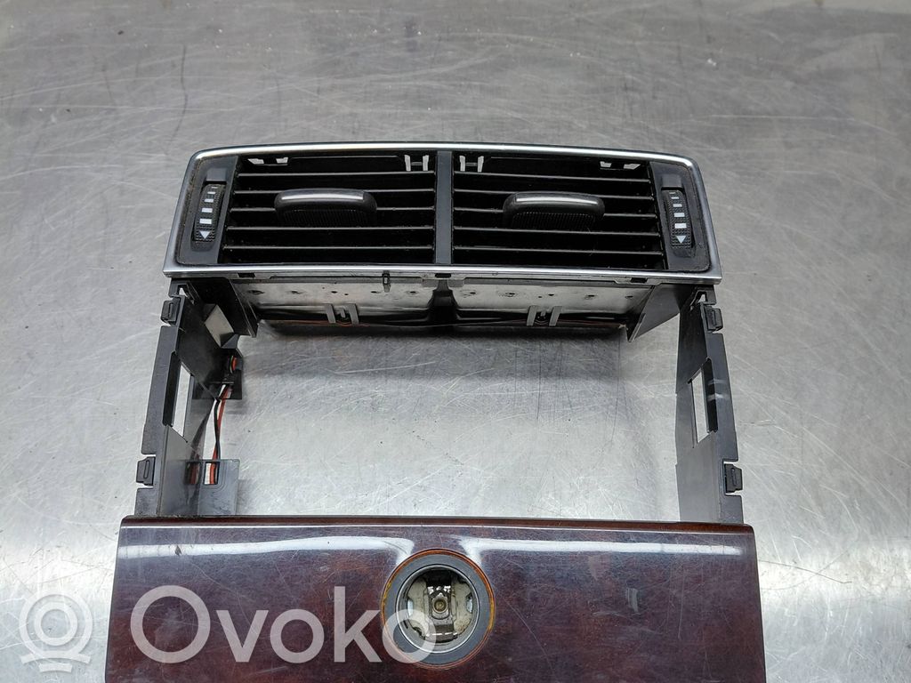 Audi A8 S8 D3 4E Rear air vent grill 