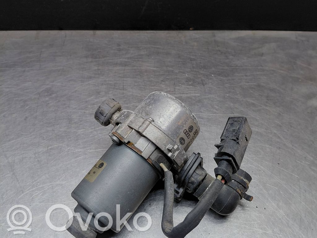Audi A6 S6 C6 4F Alipainepumppu 
