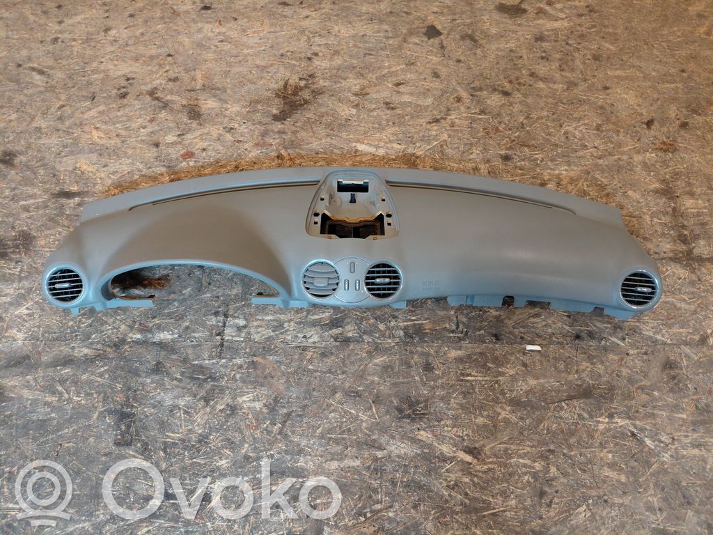 Mercedes-Benz CLK A209 C209 Panel de instrumentos 