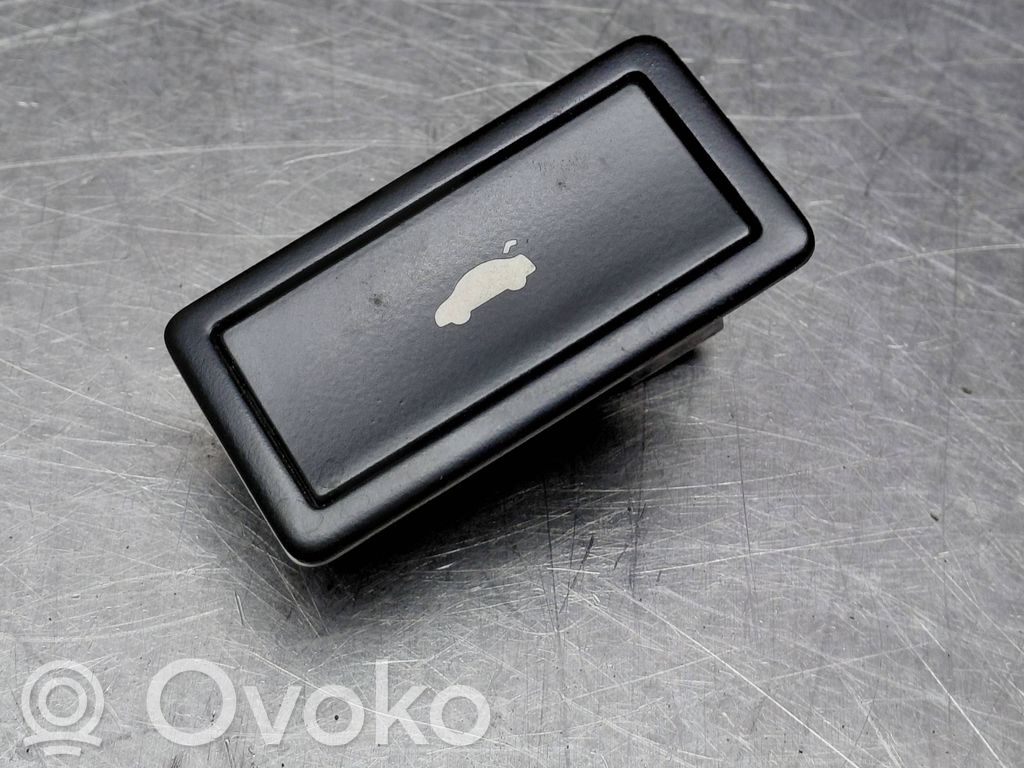 Audi A6 S6 C6 4F Tailgate/boot open switch button 