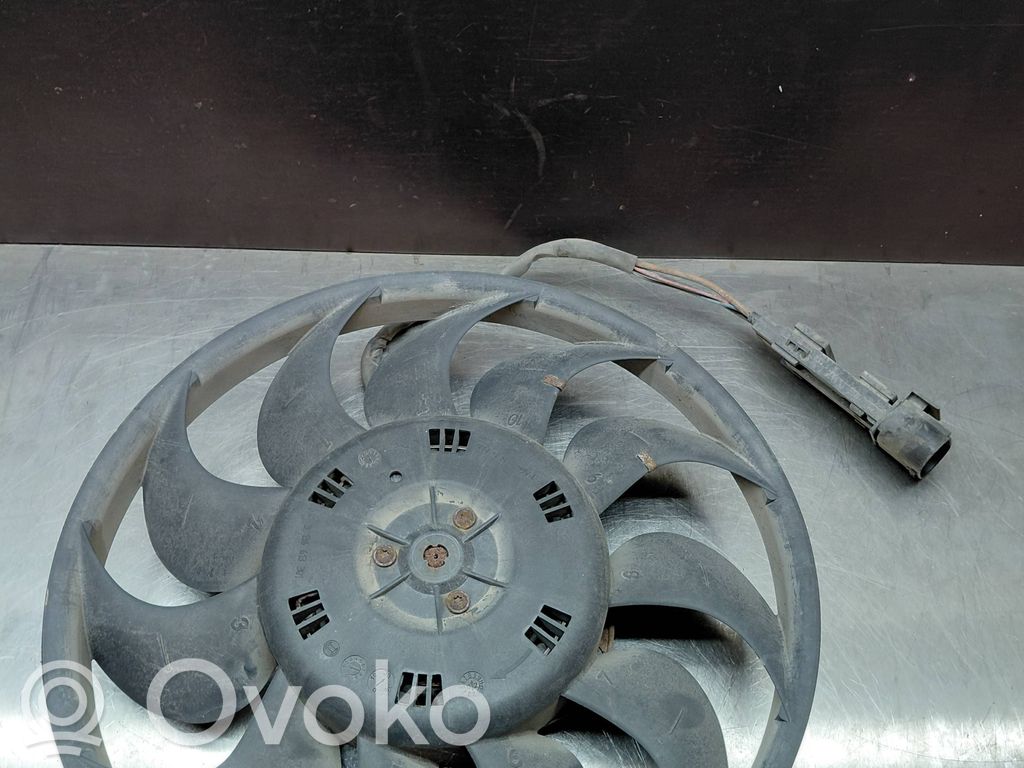 Audi A8 S8 D3 4E Elektrisks radiatoru ventilators 