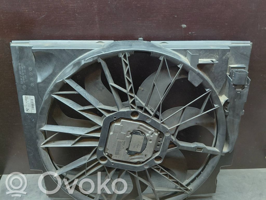 BMW 5 E60 E61 Elektrisks radiatoru ventilators 