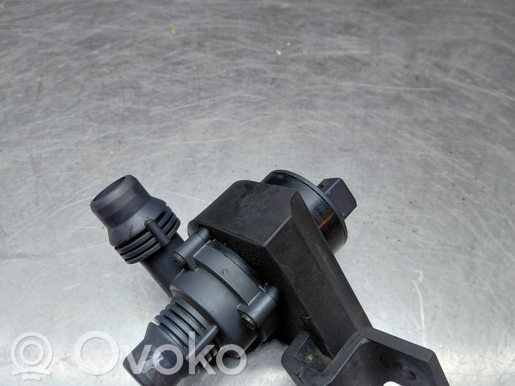 BMW 5 E60 E61 Zusatzwasserpumpe 