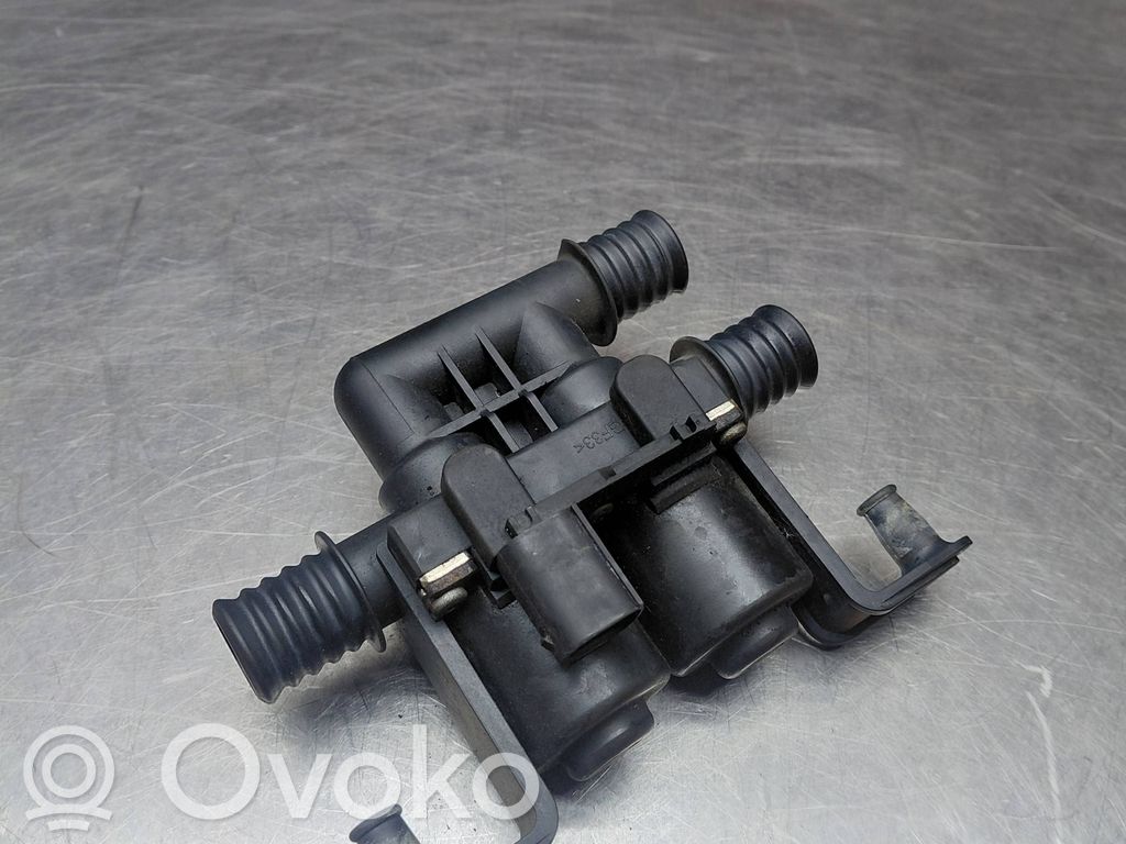 BMW 5 E60 E61 Apsildes radiatora vārsts (-i) 