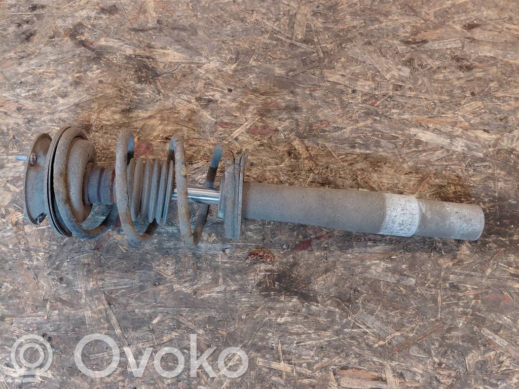 BMW 5 E60 E61 Priekinis amortizatorius su spyruokle 