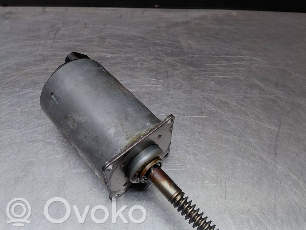 BMW 5 E60 E61 Válvula de control del aceite 