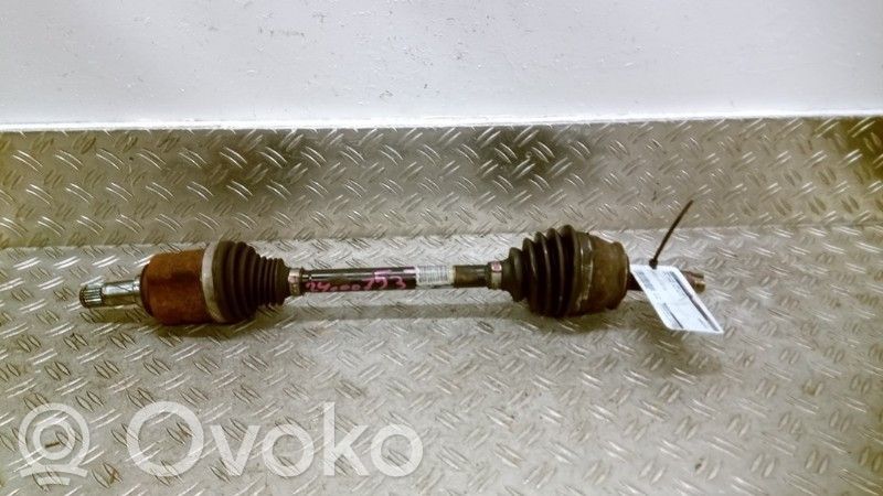 Opel Corsa D Priekinis pusašis 