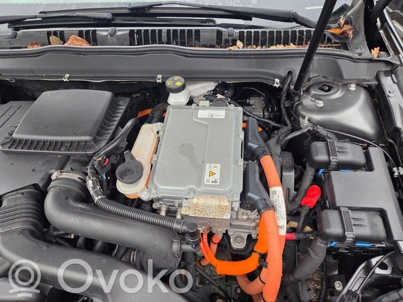 Ford Mondeo MK V Convertor-inversor tensiune 